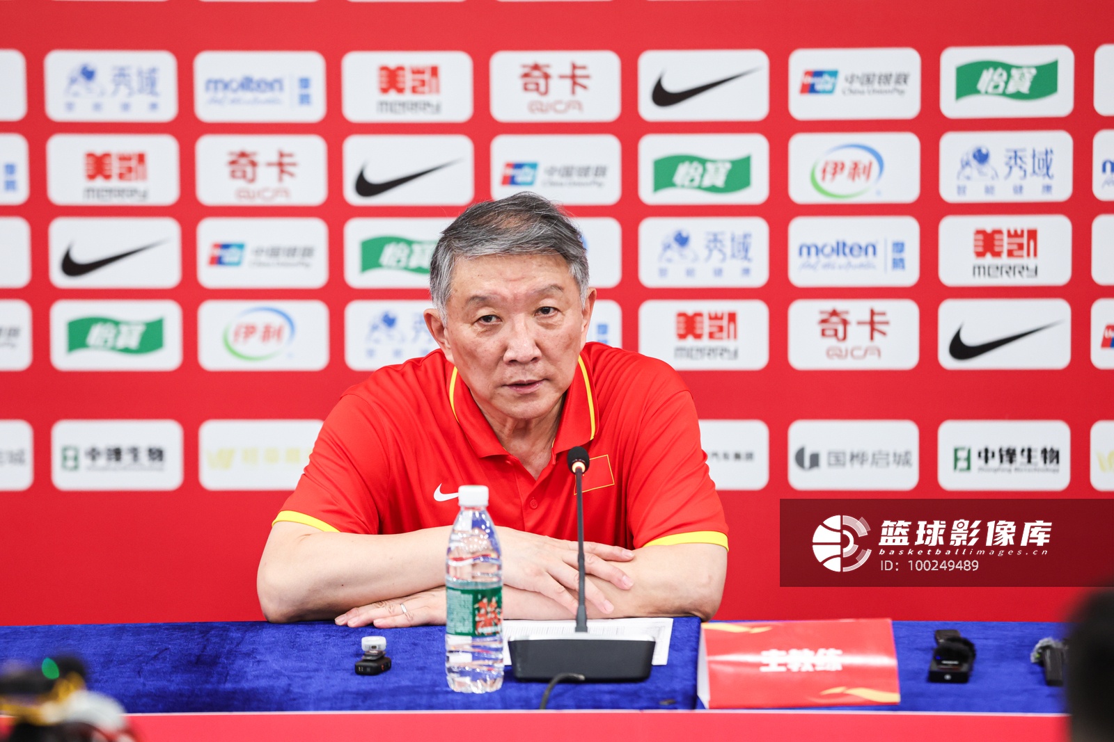 宫鲁鸣：不管什么阵容 我们都希望提速 没有速度就没有灵魂